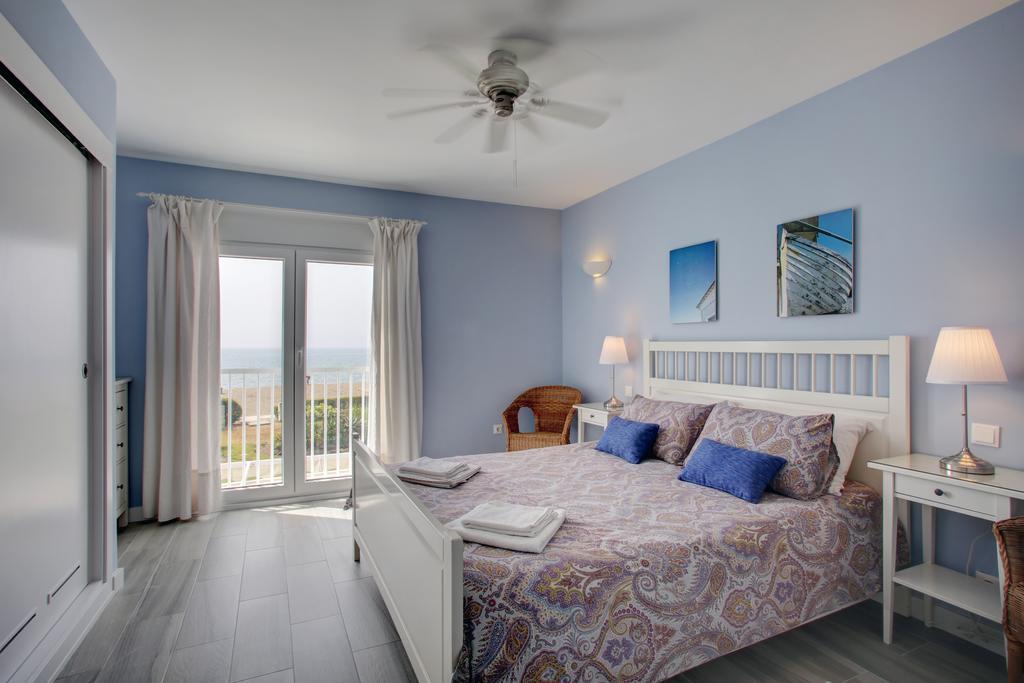 Your Vacation Retreat Right On The Beach Casares Zimmer foto