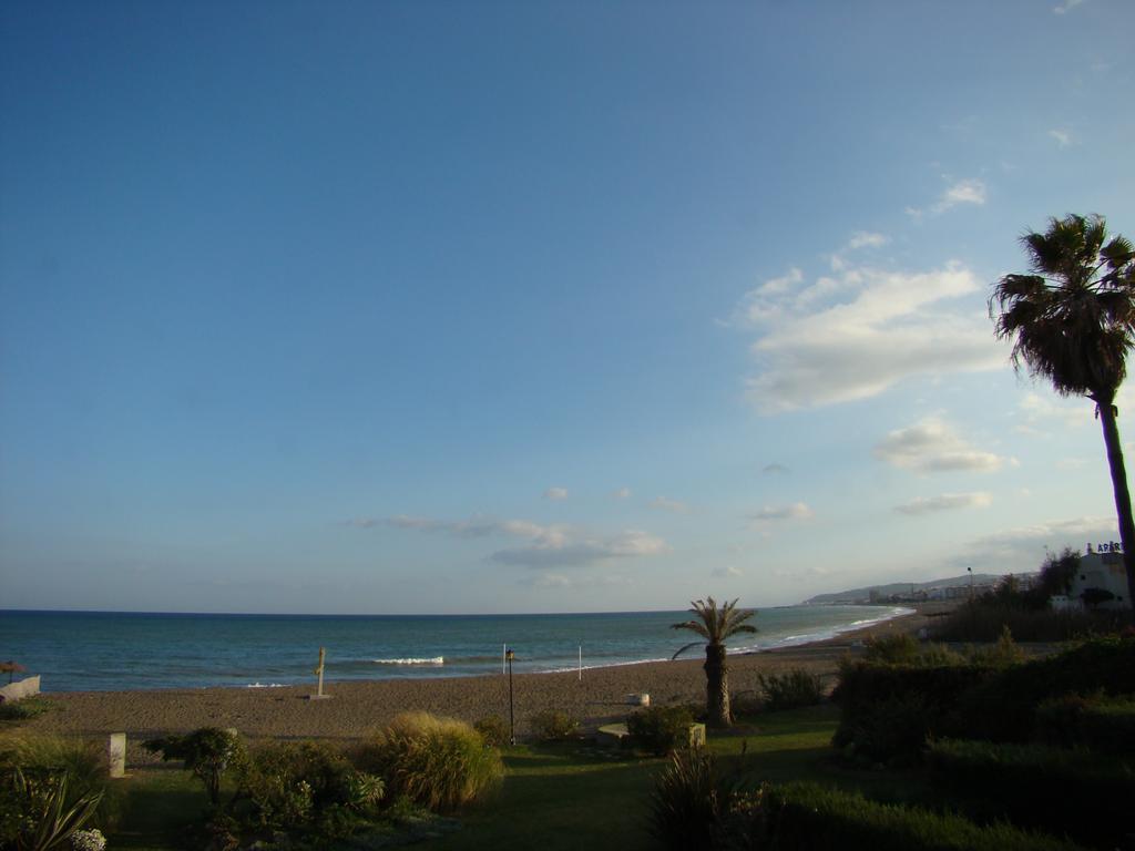 Your Vacation Retreat Right On The Beach Casares Exterior foto