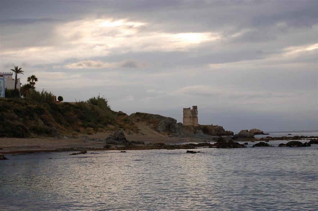 Your Vacation Retreat Right On The Beach Casares Exterior foto