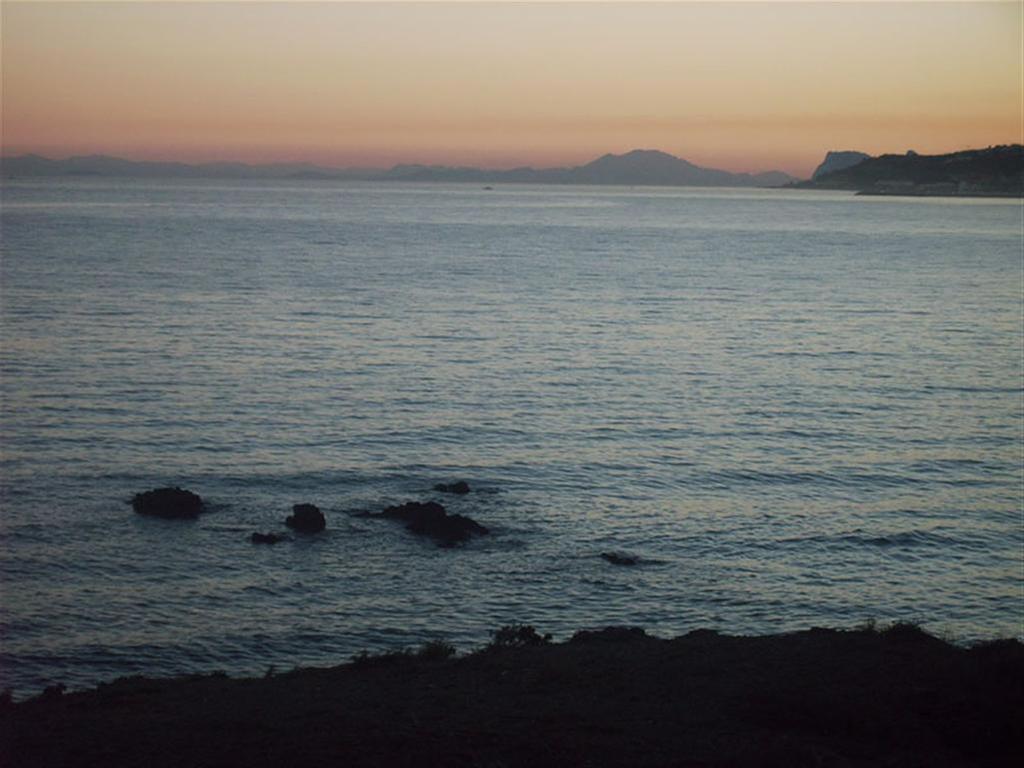 Your Vacation Retreat Right On The Beach Casares Exterior foto